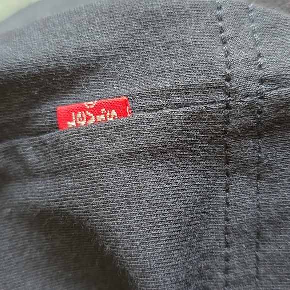 LEVIS BRAND SIGNATURE BOYS BLACK SHORT SLEEVE T-SHIRT SIZE SMALL - Picture 11 of 11